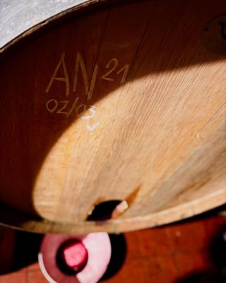 Dnes 2️⃣4️⃣.0️⃣2️⃣ jde André ze sudů. Po 3 letech a 4 měsících na dřevě máme nádherný víno, kt. koncem března zalahvujeme...